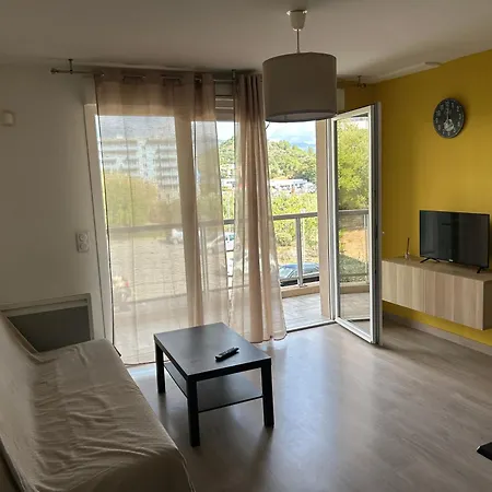 Tosca Opera Apartment *